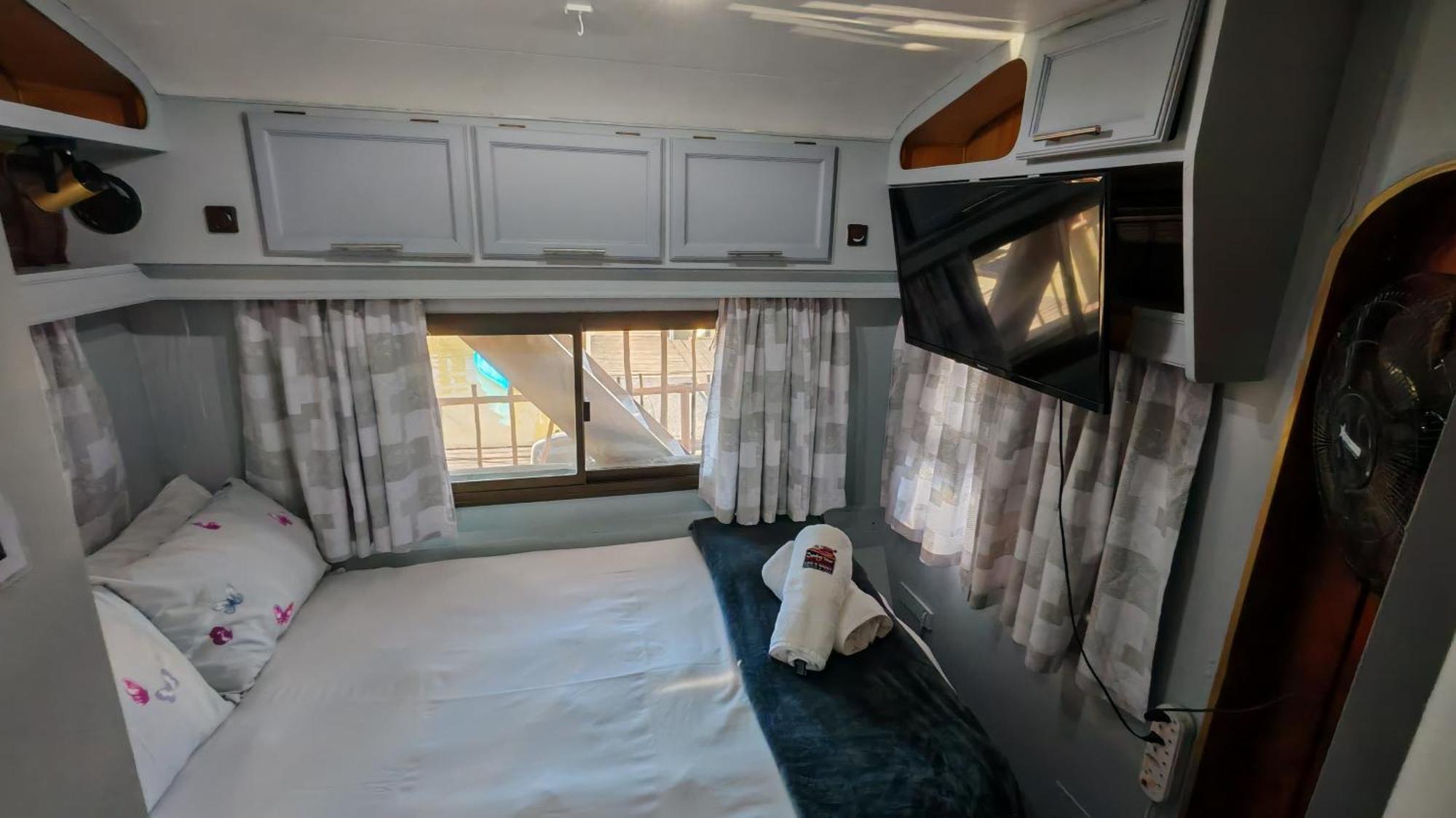 Maggie May House Boat - Colchester - 5Km From Elephant Park 外观 照片