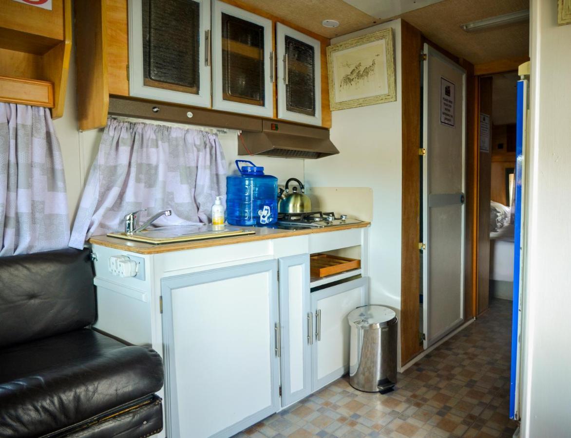 Maggie May House Boat - Colchester - 5Km From Elephant Park 外观 照片