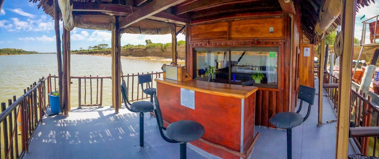 Maggie May House Boat - Colchester - 5Km From Elephant Park 外观 照片